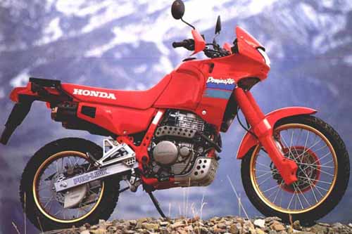 Honda NX 650 Dominator (škrtená verzia 20.14 kW) 1991